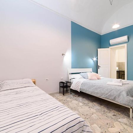 Sofia Rooms Наполи Екстериор снимка