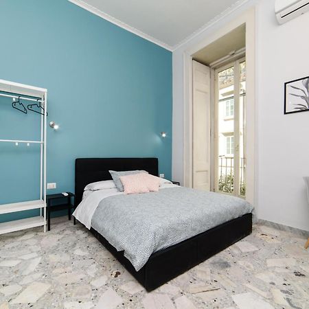 Sofia Rooms Наполи Стая снимка