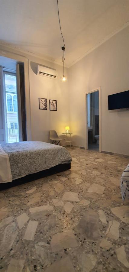 Sofia Rooms Наполи Екстериор снимка