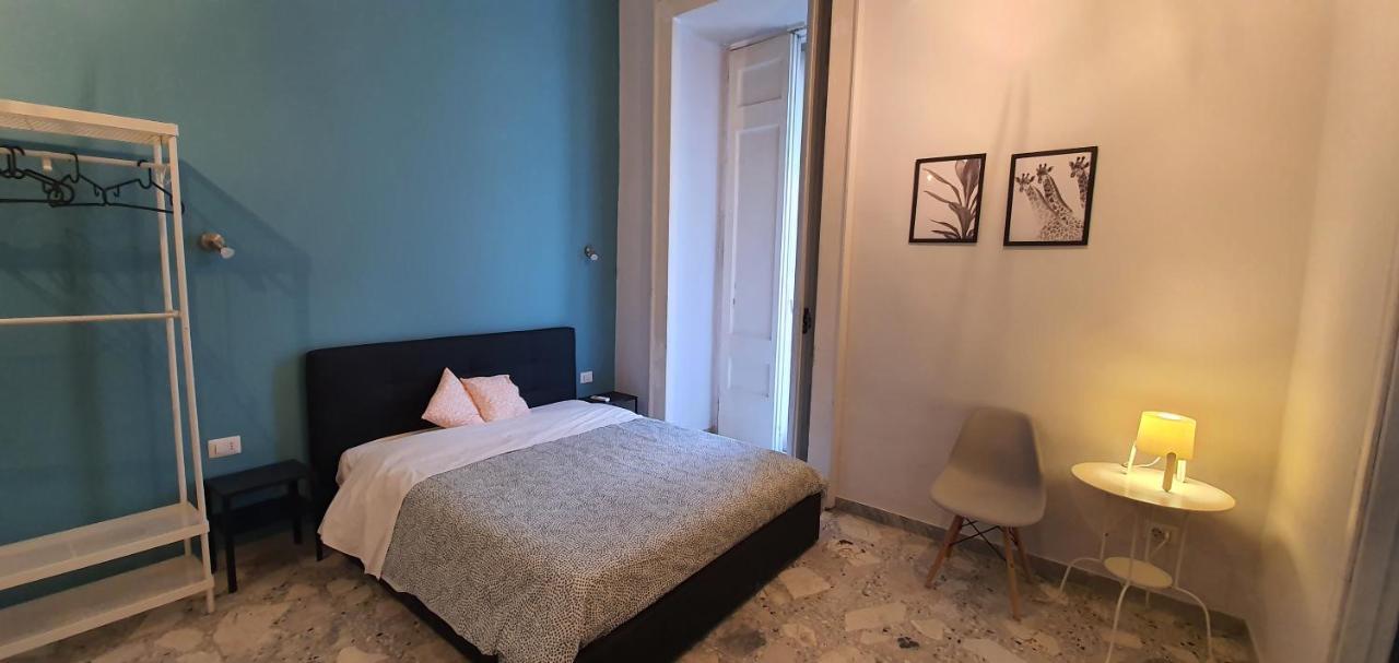 Sofia Rooms Наполи Екстериор снимка