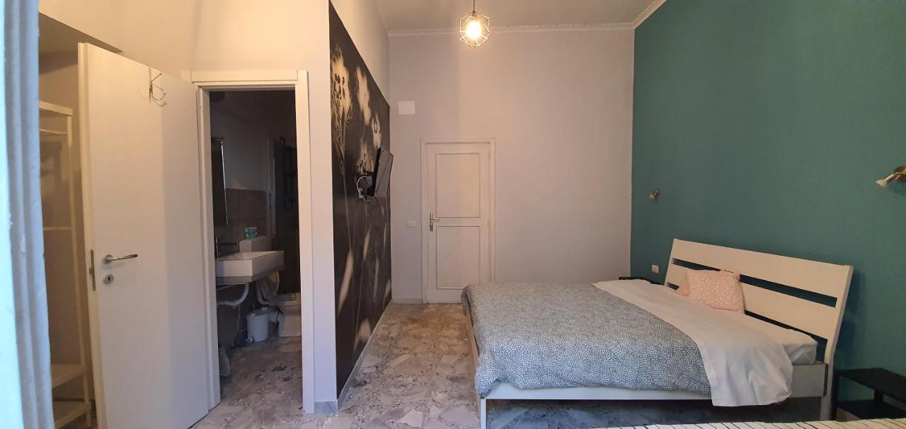 Sofia Rooms Наполи Екстериор снимка