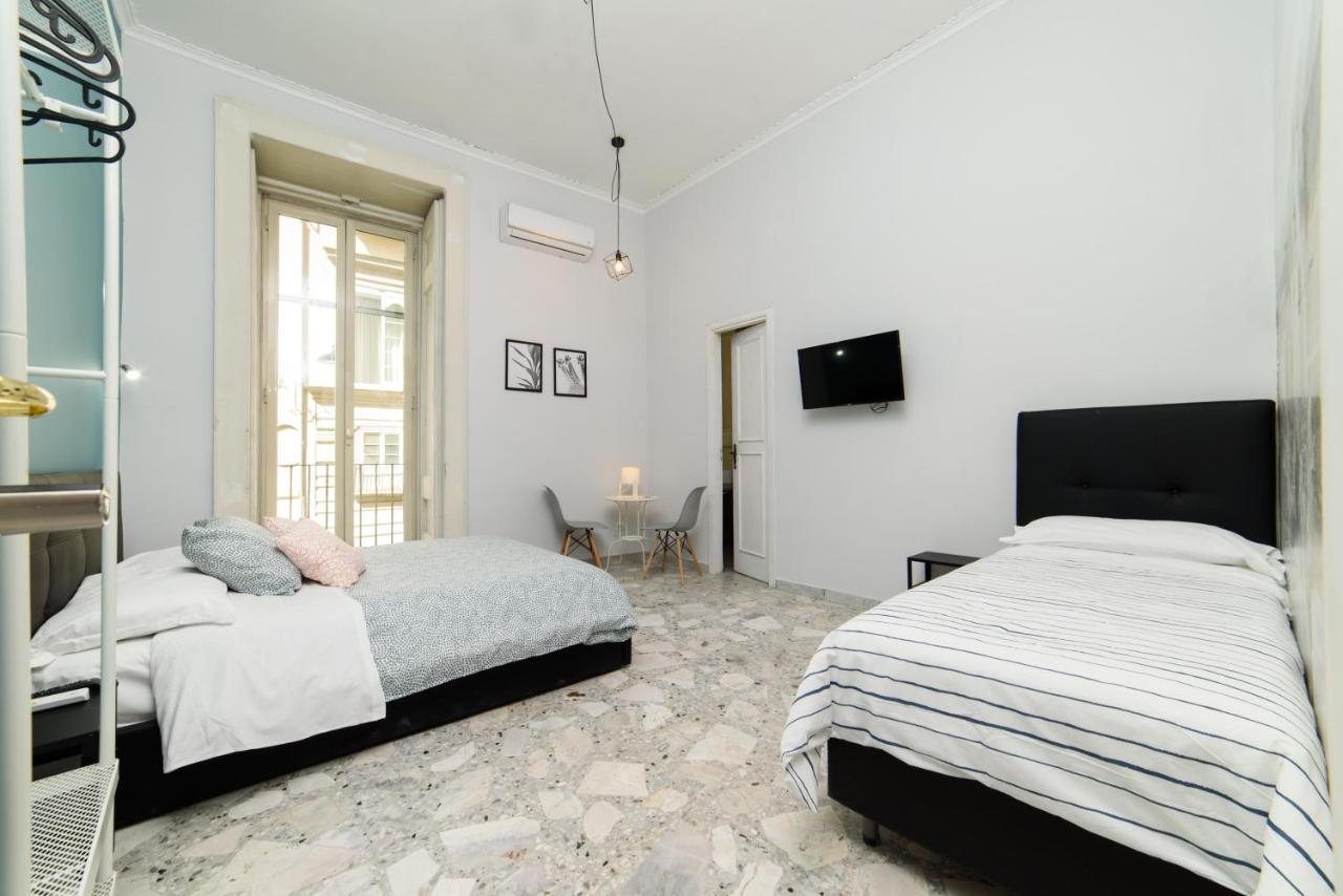 Sofia Rooms Наполи Екстериор снимка