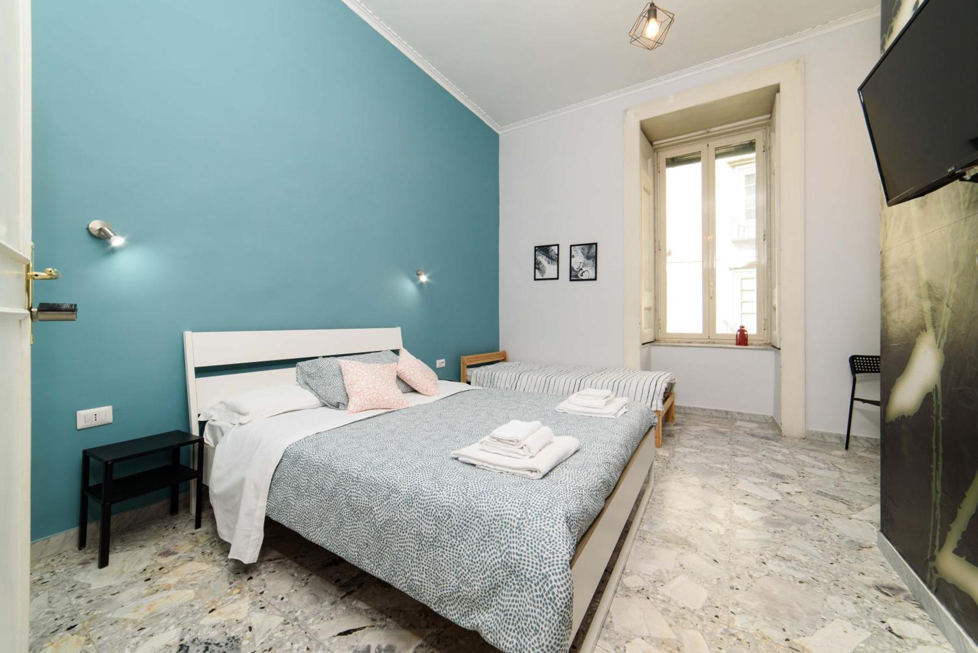 Sofia Rooms Наполи Стая снимка